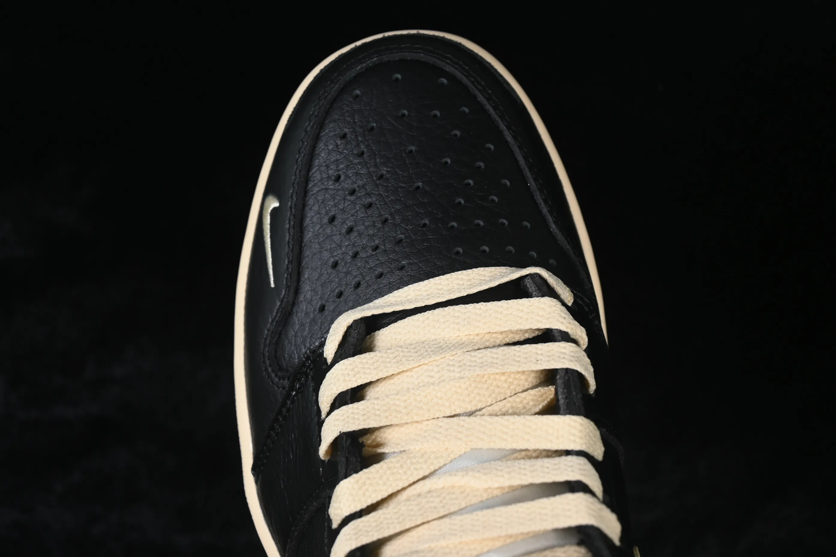 All categories Air Jordan Jordan series basketball shoes Air Jordan 1 High Nigel Sylvester x Air Jordan 1 High AJ1 Joe 1 joint high-top basketball shoes IB8958-100